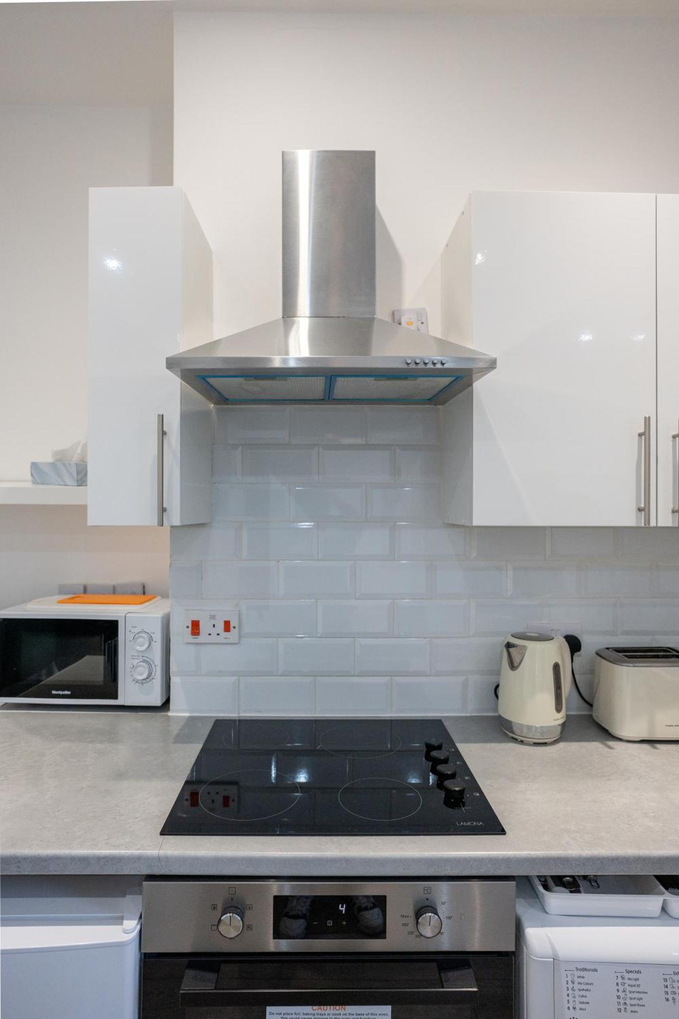 Beautiful Studio Flat In Hackney Next To Overground Station London Exterior photo